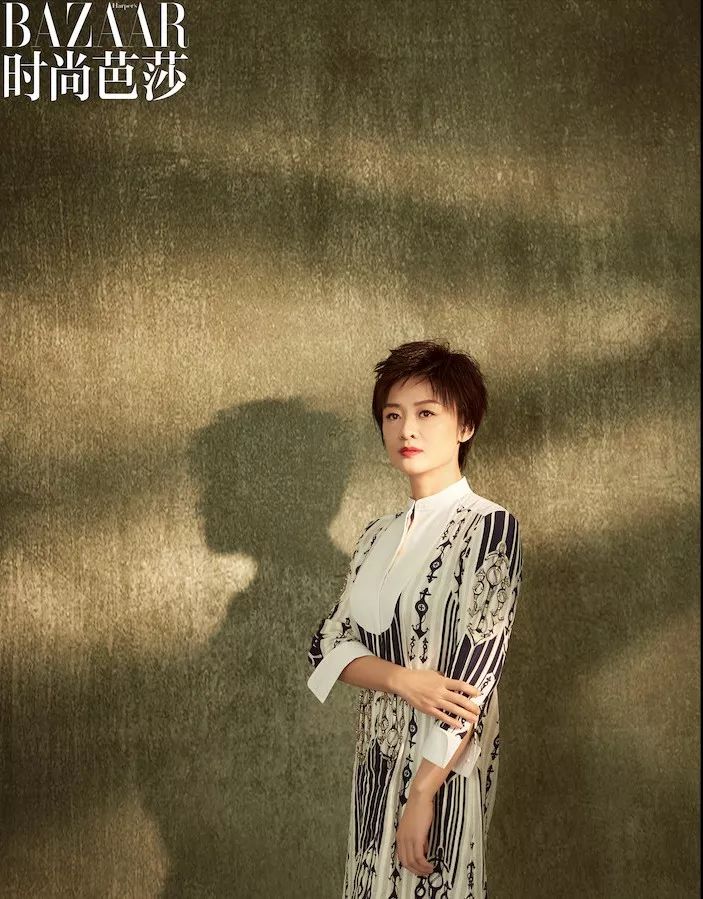 主持和制作两不误,“年度跨界面孔”非金话筒李小萌莫属! 勇者世界电子游艺网址