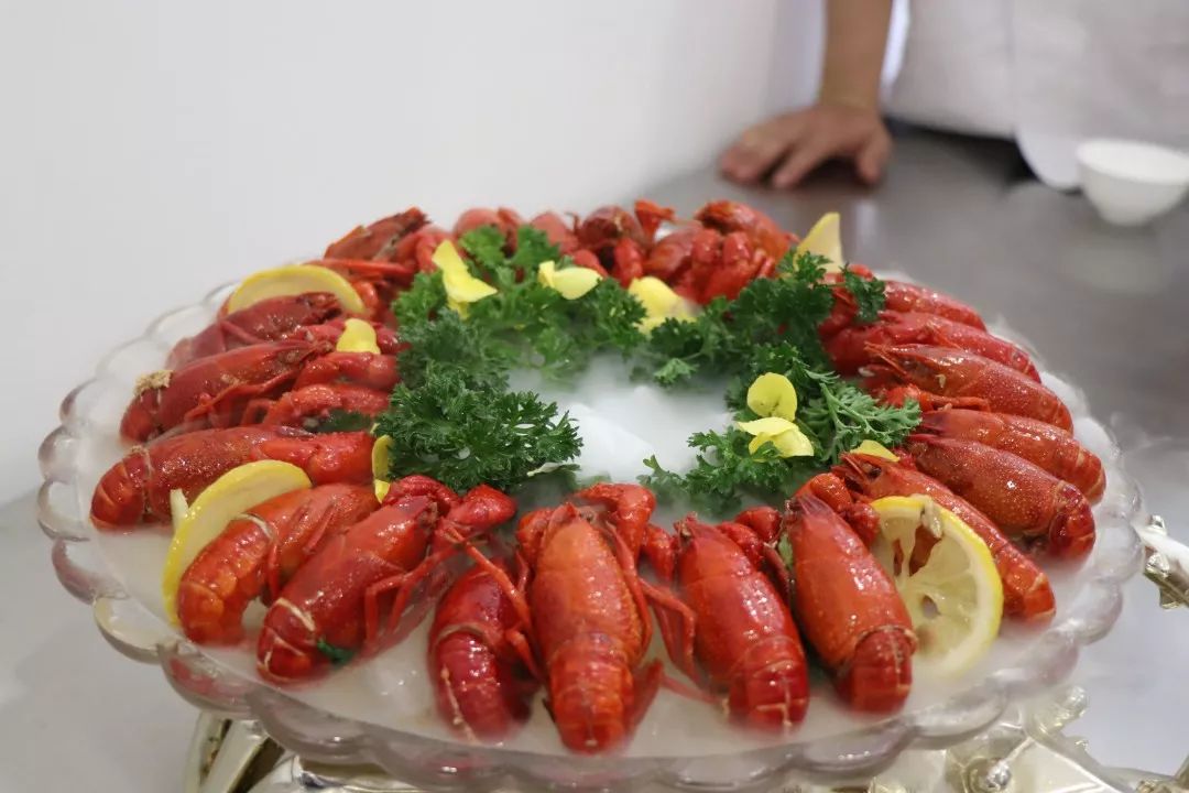 卤虾,蒜蓉小龙虾,蒸虾,冰镇小龙虾,咸蛋黄焗小龙虾】揭秘配方和秘