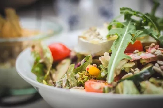  饮食养生：探索食物中的自然疗愈力量第1张-醋盆生活网