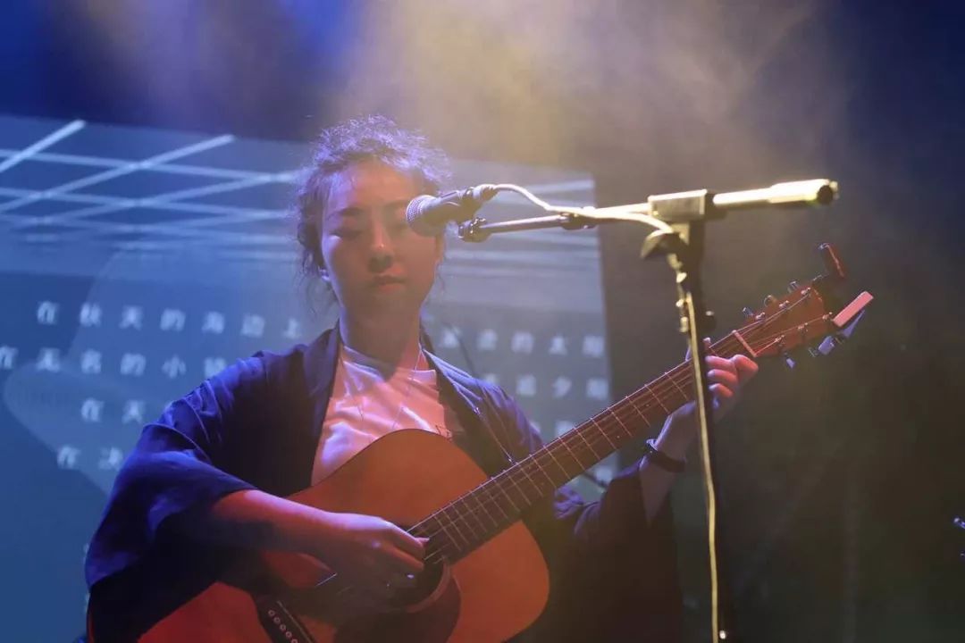 李上安哦简谱_儿歌简谱(2)