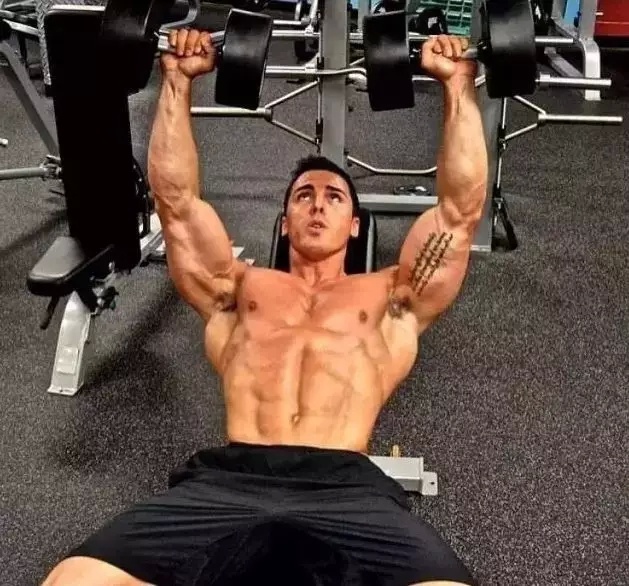 怎么减肥最快男生还能练腹肌 b06e6f6196f64f69a98498cb75c87451.jpeg