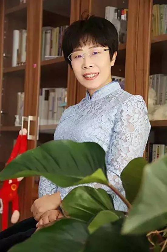 骄傲什么满成语_成语故事简笔画(3)