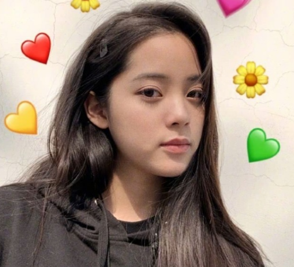 欧阳娜娜旧照曝光,瘦了堪比“整容”,才有如今的“初恋脸”! 澳门永盈会官方