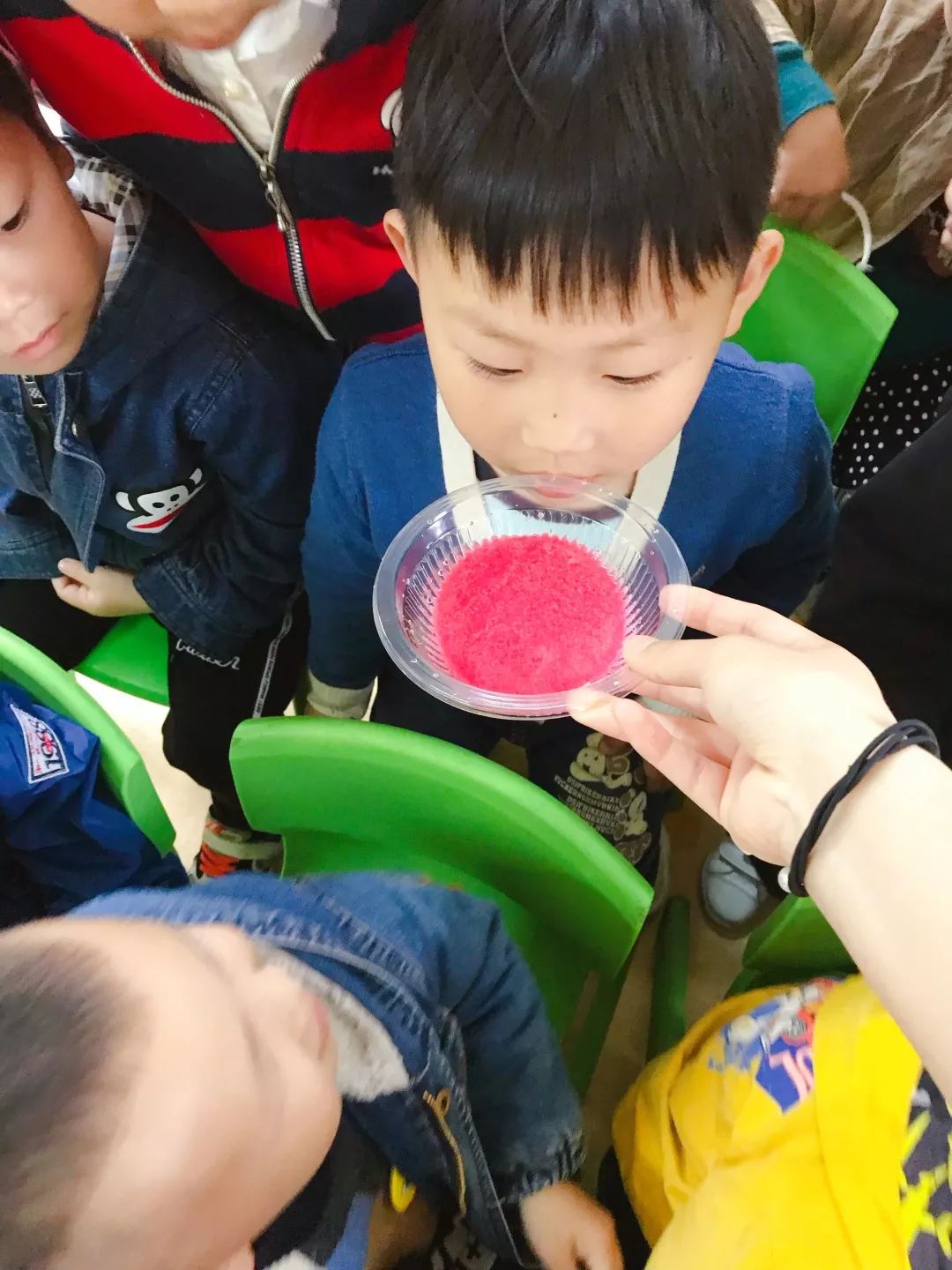 什么是家长助教 eaa7d8d9aa1d4f5aa0609427de87ccc2.jpeg