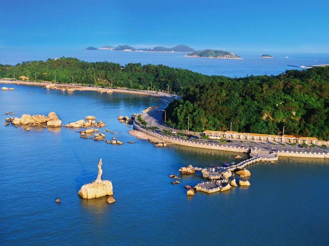 珠江东西两岸经济总量排名_东西两岸气候大气环流(3)