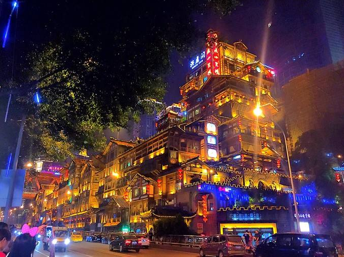 智慧景区建设见成效,打卡网红重庆,洪崖洞,红岩联线再