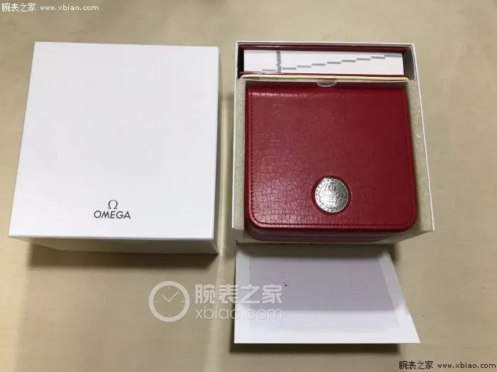 星期二超霸日作业# 喜获欧米茄超霸熊猫盘古董表