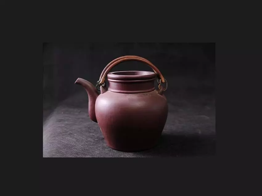 館蔵珍品 痒い 紫砂壺 ナズナ匹提梁壺 蒋燕亭款 原礦紅泥 紫砂壺』置物 