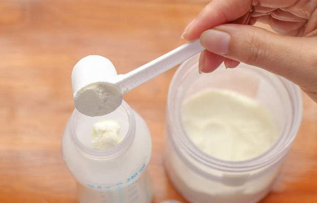 宝宝几个月可以断奶粉 547afbc2d62145588802b691bb7b4433.jpeg