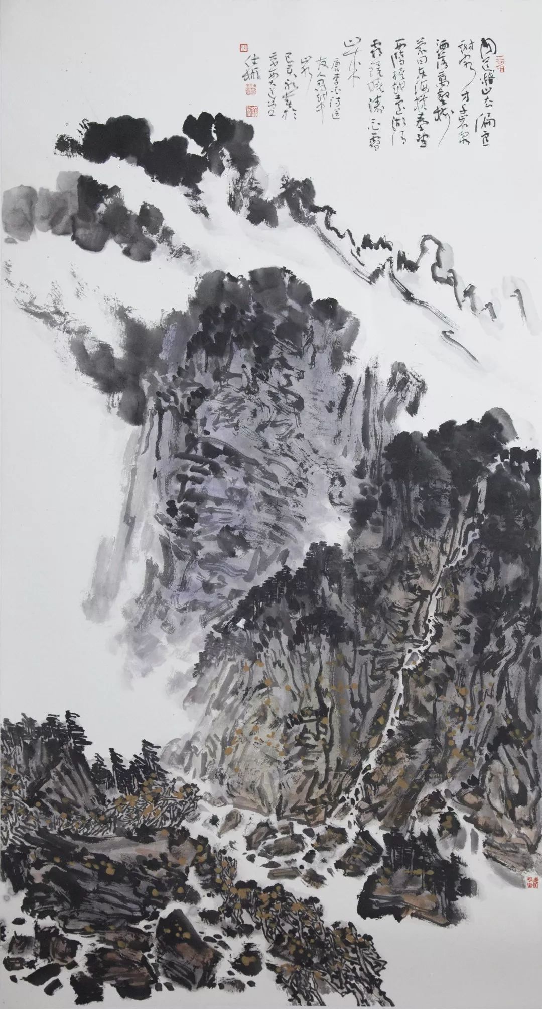 陈仕彬山水画作品展亮相山水美术馆