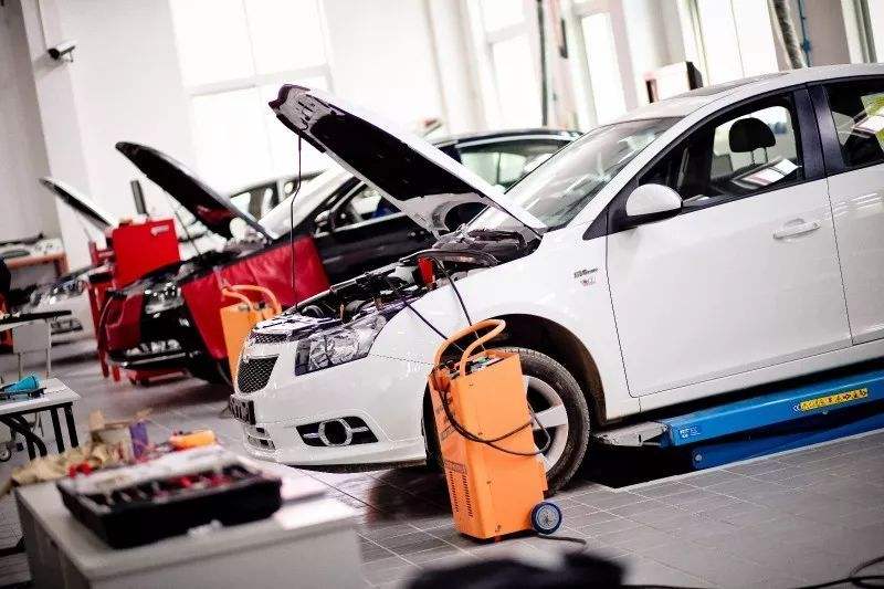 专业修车养车 74bb9ceffd654e65804b49804f9adf2d.jpeg