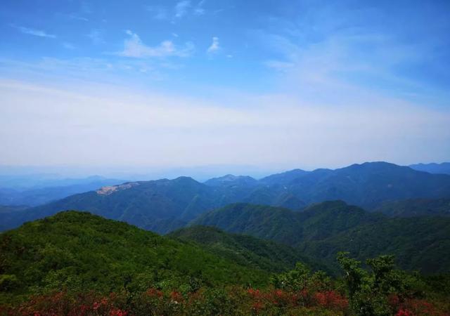 出游| 在余杭鸬鸟,可以这么玩!爬山,露营,开启红色之旅!