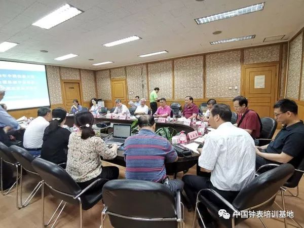 2019���й����ܴ������׽�ȫ����е�ֱ�ά�޹�ְҵ���ܾ�����ʽ...