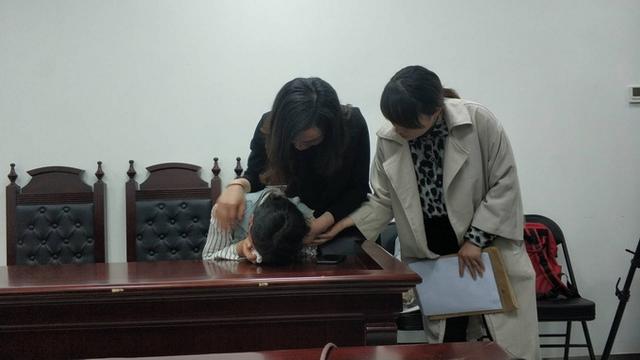 19岁少年来京求职借宿朋友家却酒后坠亡 家属将其朋友告到法院索赔35万余元 澳门MG视讯娱乐官网
