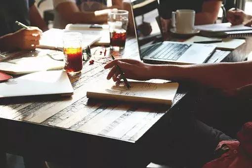93f8aeac1db64421882e168567b12c77.jpeg