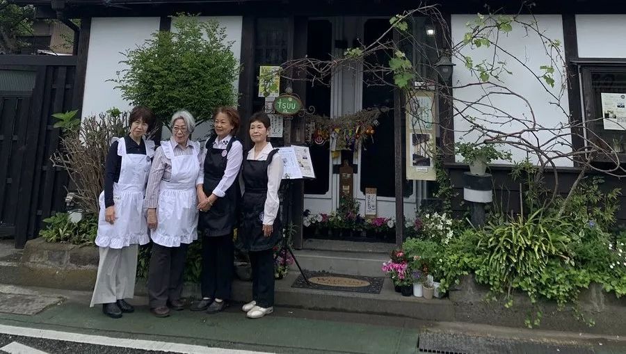 日本推出70岁高龄女仆咖啡厅,座无虚席!背后的原因让无数网友点赞! 澳门皇冠赌场注册
