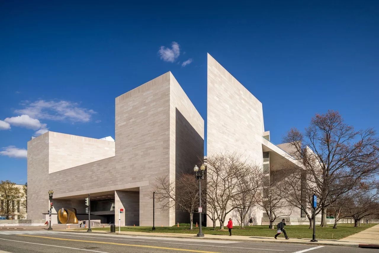 national gallery of art国家美术馆东馆2设计中使用了普通的几何形态