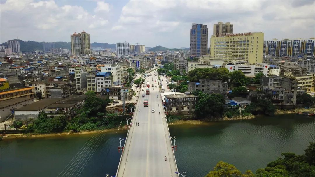防城港去钦州怎么走 ce336fc2048f4eac9fbce39d3c00864a.jpeg