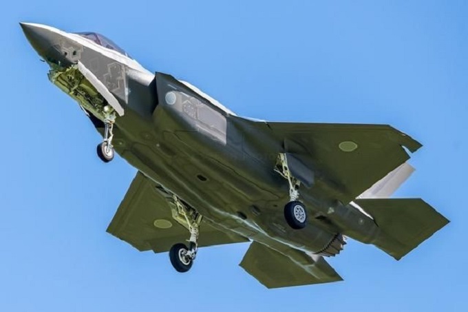 飞行员仍下落不明,日本F35坠毁前发生了什么?