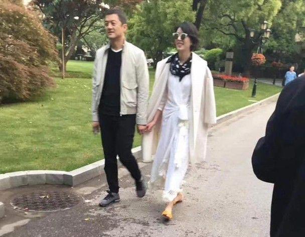 李亚鹏新女友身家500亿？被他拿下的女神可真不少