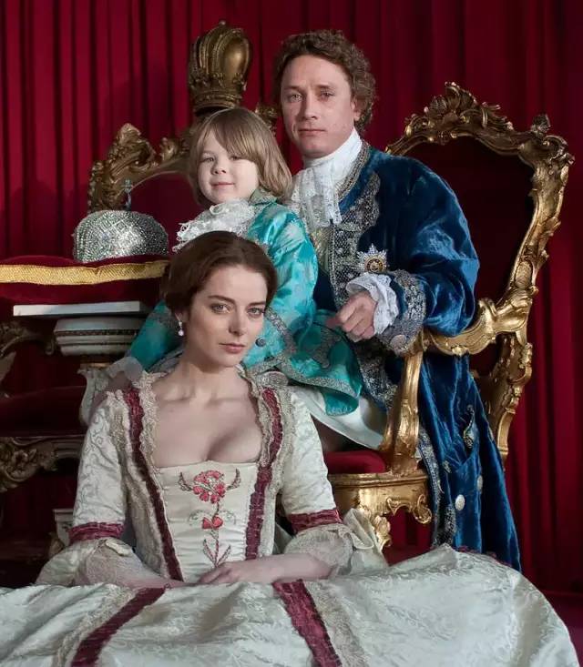 比张雨绮彪悍，被不育老公骗婚，毒死老公称帝又找了23个情人…