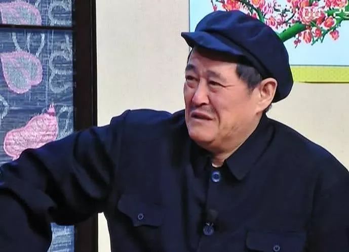 潘长江真有儿子吗 0631c4dbd5e54d3bbb7564c1edc8728d.jpeg