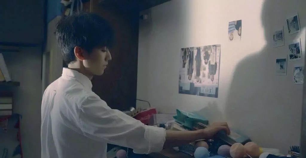 干净利落的手势视频 1111b2010ca74affaa1b31ce478d6695.jpeg