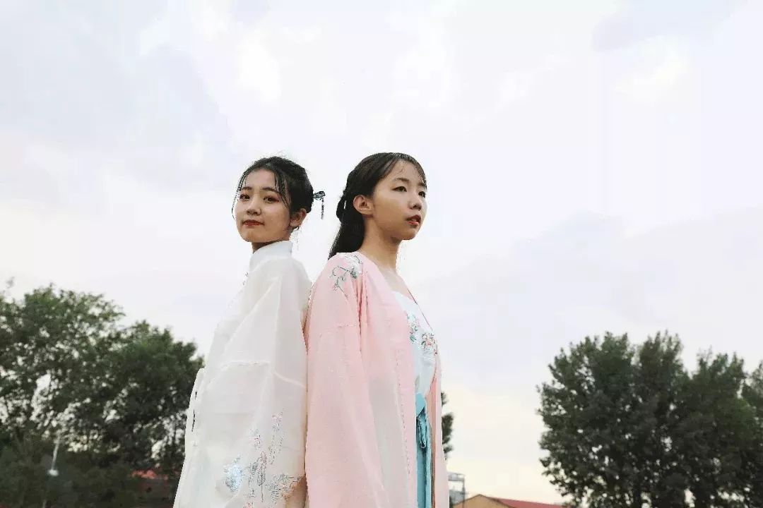 此生无悔入华夏,来世还生种花家