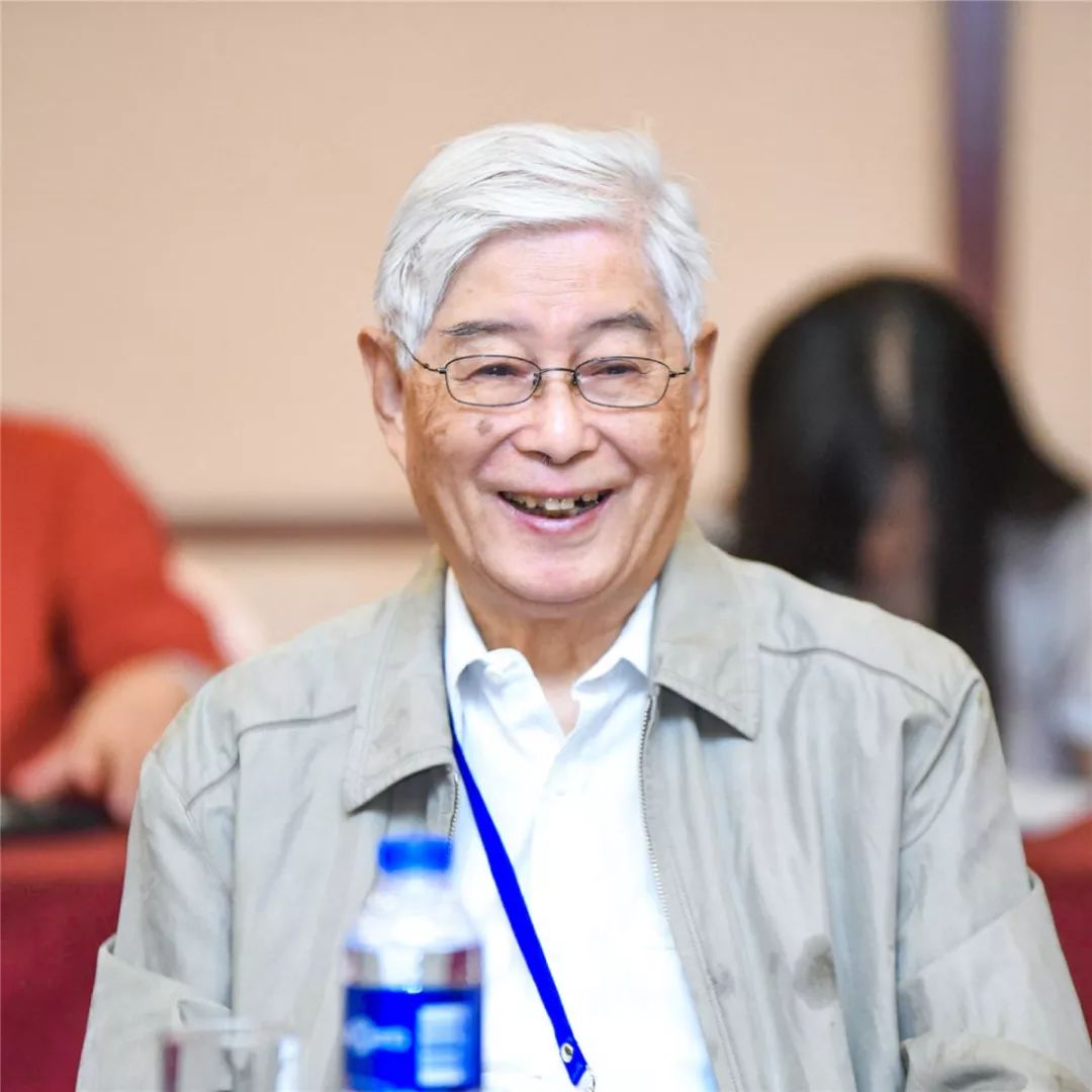 顾明远中国教育学会名誉会长,国家教育咨询委员会委员钟秉林中国教育