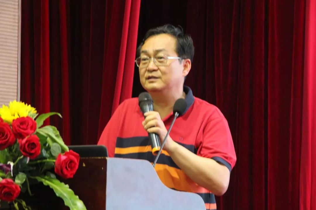 上百家有机硅企业数十位行业专家第十五届有机硅会议盛况空前