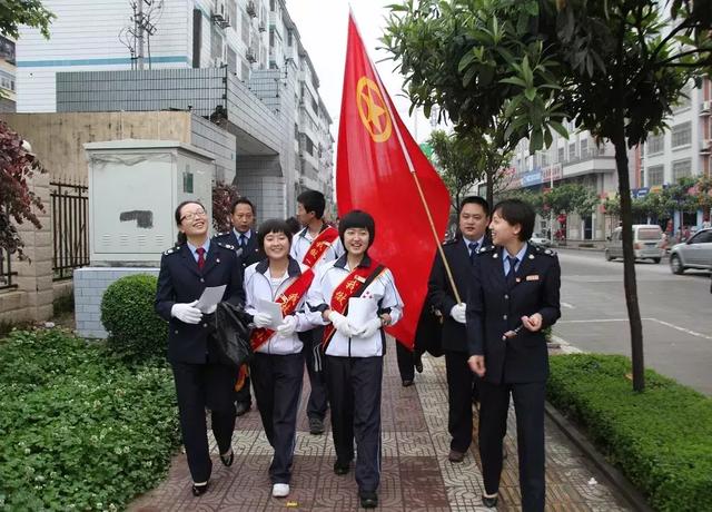 安康中学百年名校的底气与朝气
