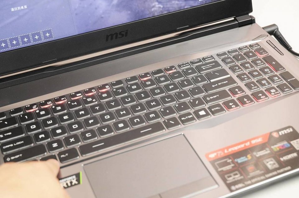 i7 9750h笔记本测评 42c16c8106a74d61a64dd9dd74428274.jpeg