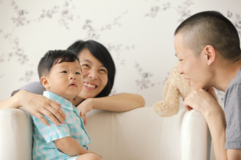                     夏季带娃小烦恼：要不要给宝宝穿小内内呢