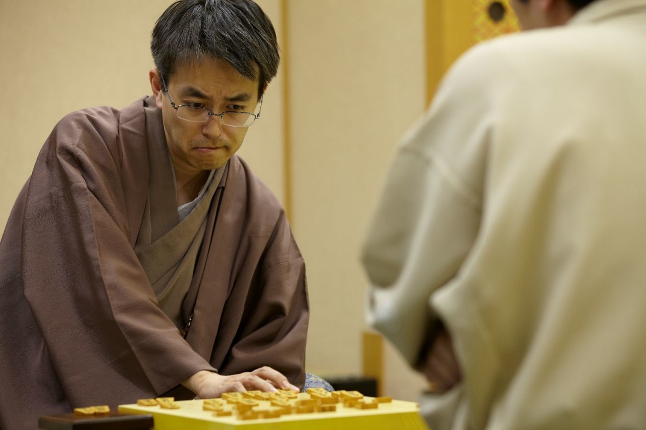 藤泽秀行为何能在68岁夺得头衔羽生善治能否在60岁夺得头衔