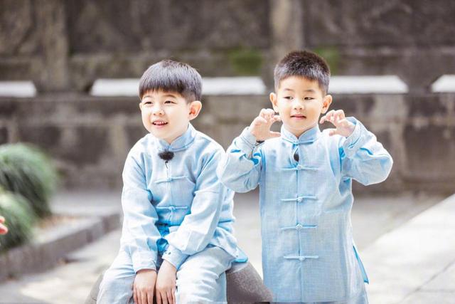 安吉沙溢合伙坑小鱼儿,网友:小鱼儿可是亲生的 明升88体育