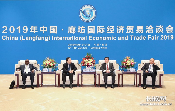 2019经济强省_...购怎么做 这个经济强省的大咖聚在一起谈了谈(3)