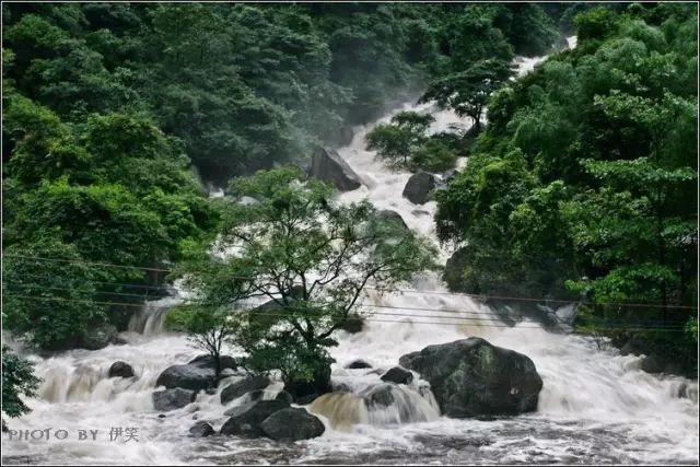 【安全知识】突遇山洪暴发，只有几秒钟的反应时间?