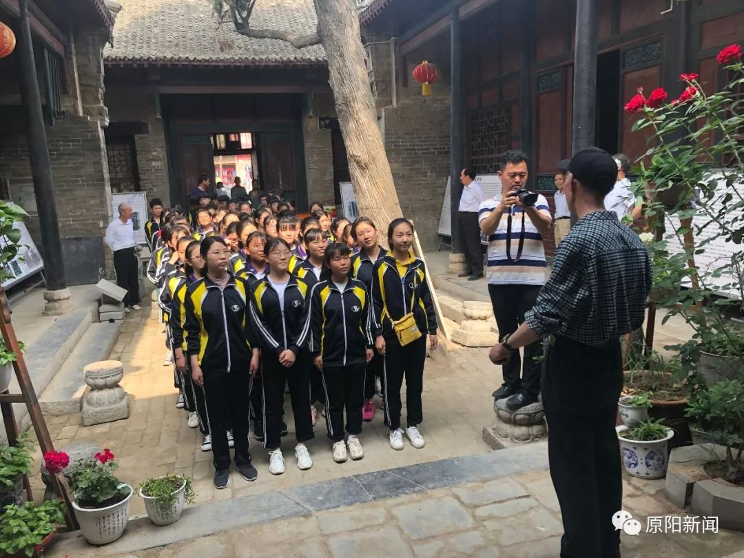 518国际博物馆日实验高中学子走进原阳民俗展馆