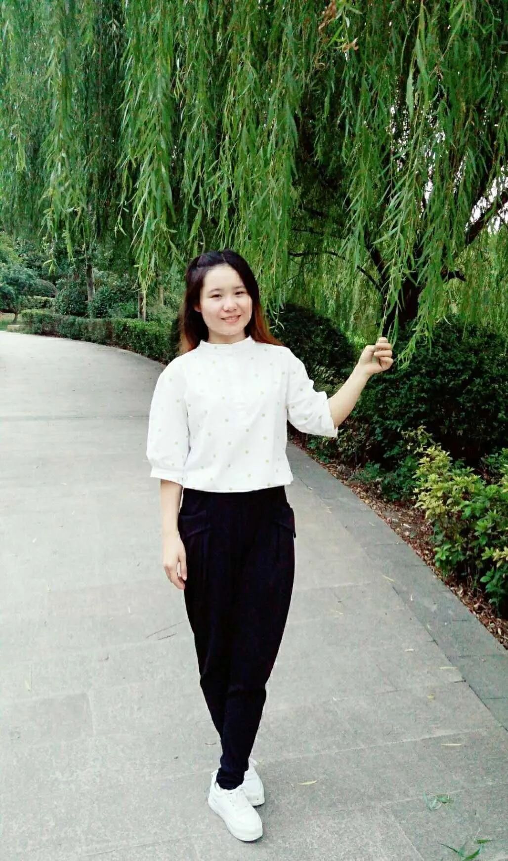 任晓丽 ren xiaoli 南京财经大学工商管理学院 任晓丽,女,南京财经