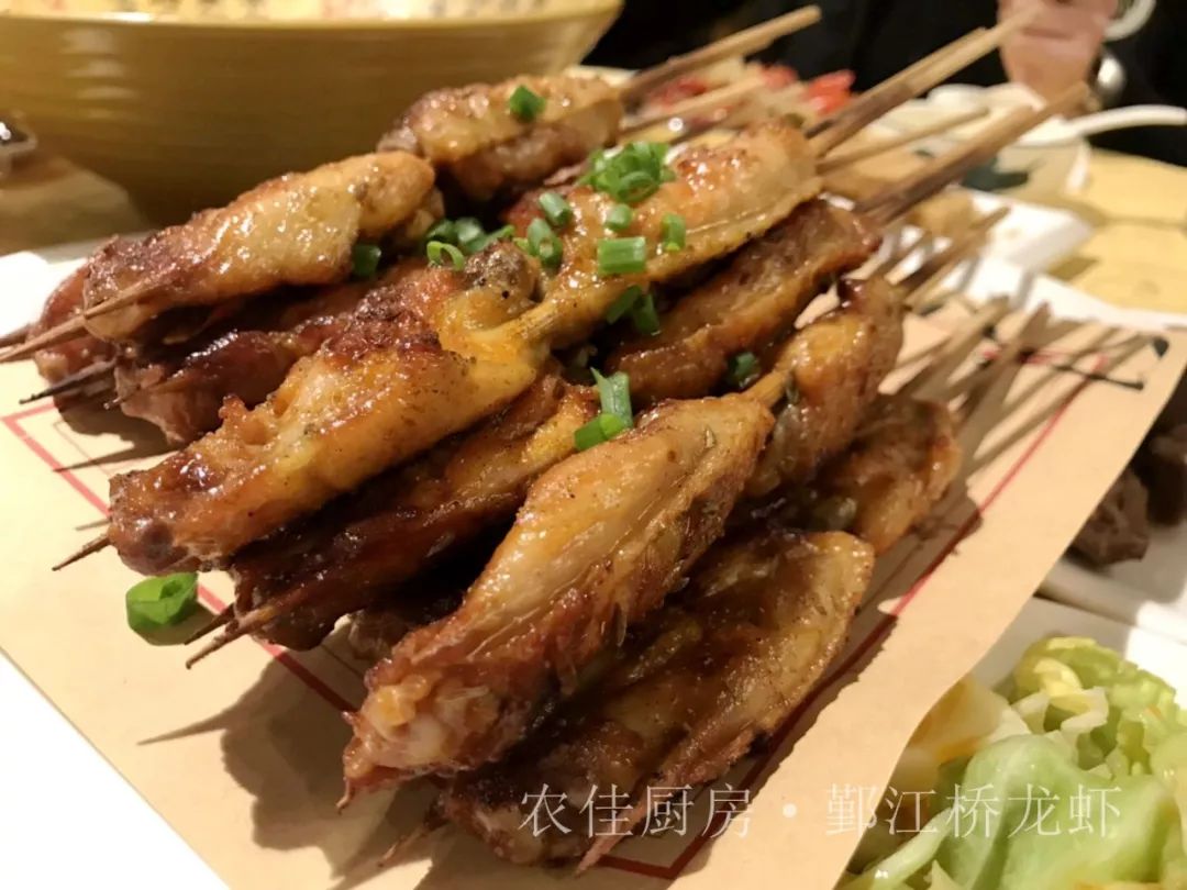 9元起/斤!啤酒,烧烤,音乐…这可能是甬城最大龙虾音乐广场