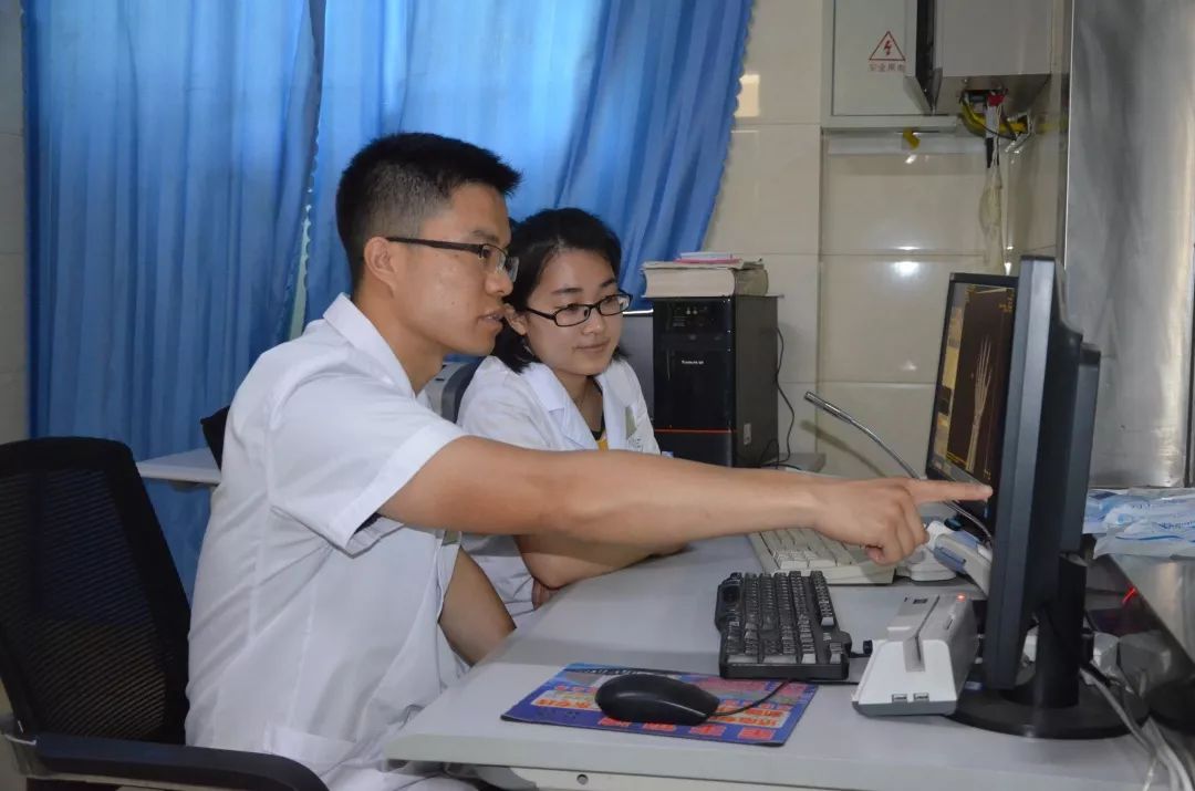 18岁怎么看骨龄 fdcd5848fe2d454ab861cd99fea77535.jpeg