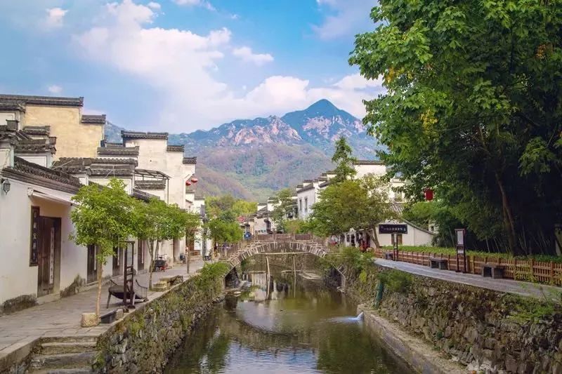 5月19日当天, 龙川景区成人门票半价. 5月19日当天, 天柱山风