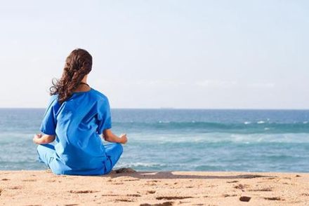 如何进入发呆状态 268a4d9737124adebb70498bfce30c15.jpeg