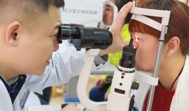 感念师恩,温暖回馈|关爱教职工眼健康爱眼护眼公益行系列活动