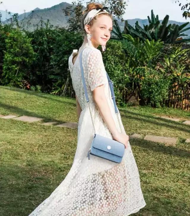 Shoulder Bags