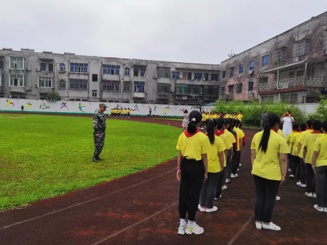 善琏镇人武部组织开展含山小学学生军训