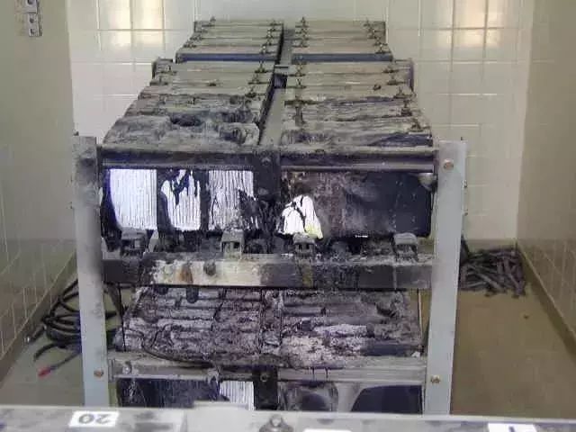 1,ups的电池着火二,机房火灾的原因通信机房,电信机房,网络机房,it
