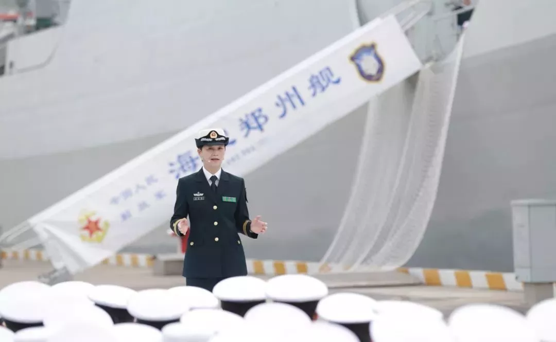中国首位女舰长:从华为精英到环球小姐,将半世人生活成三段传奇 五月天图片婷婷免费