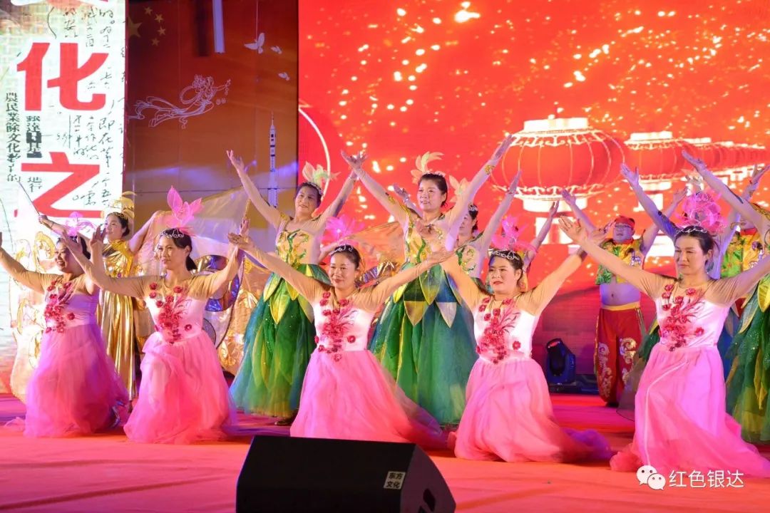 最火广场舞曲有哪些 d36340c0ba8c466bb3b0098fde4a3771.jpeg