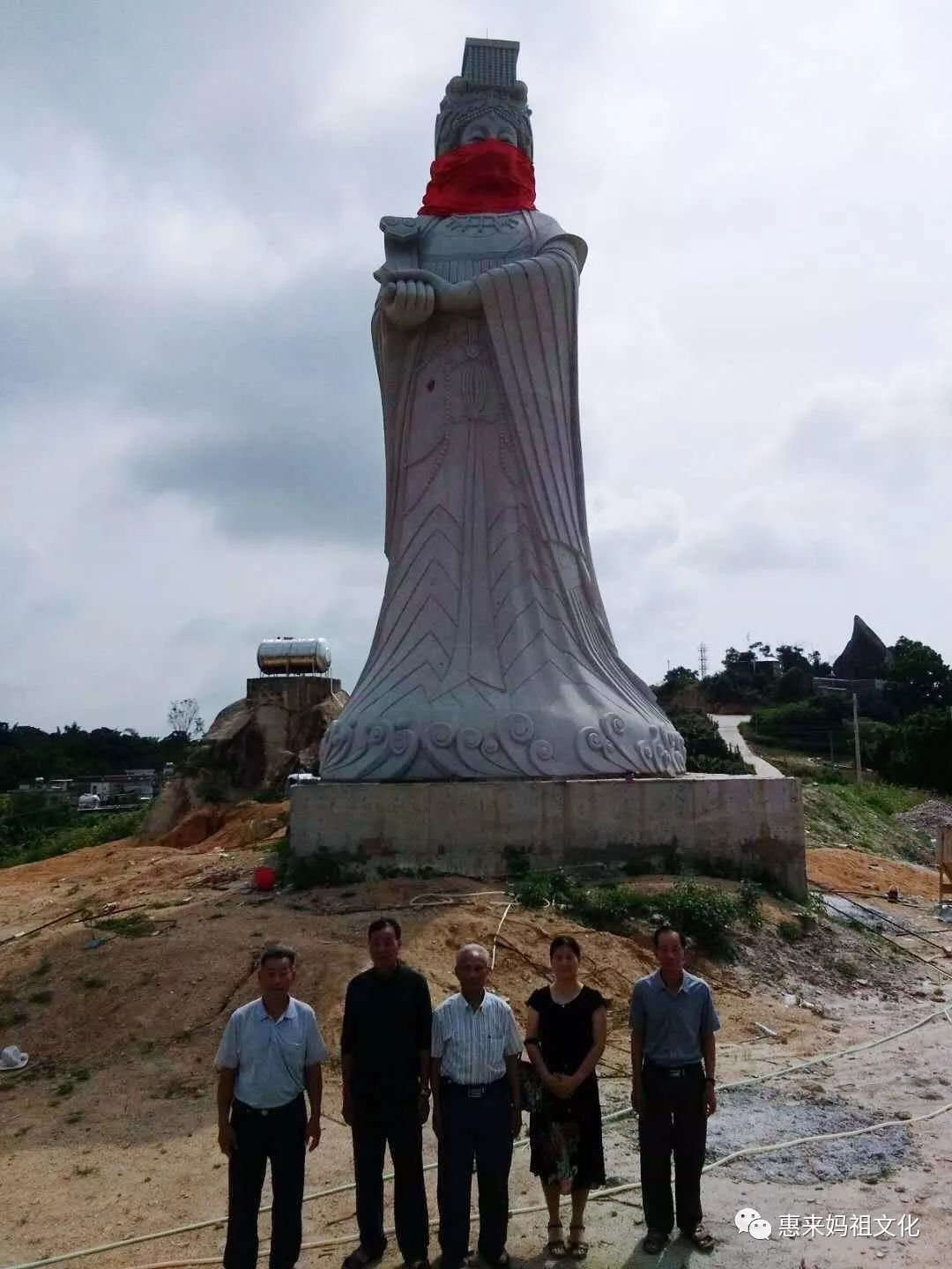 潮汕第2座妈祖石雕圣像建在这个地方总高1588米